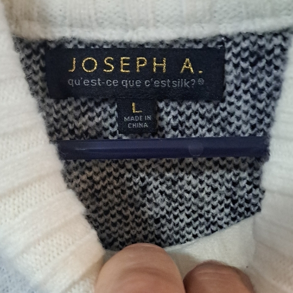 Nordic Knit Turtleneck Sweater - Blue, Brown, Cream - Picture 4 of 5